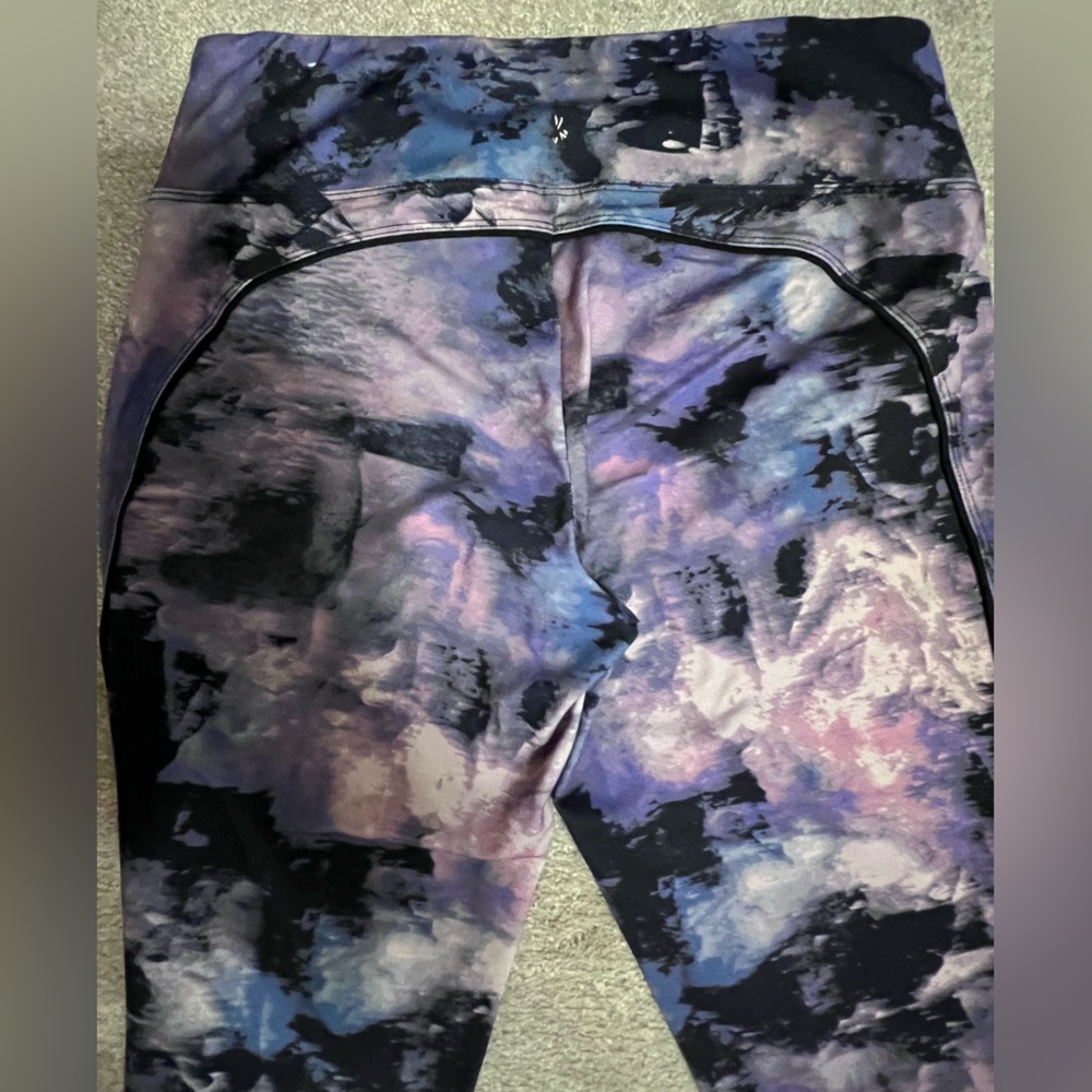 💕Simply Vera Cropped Leggings